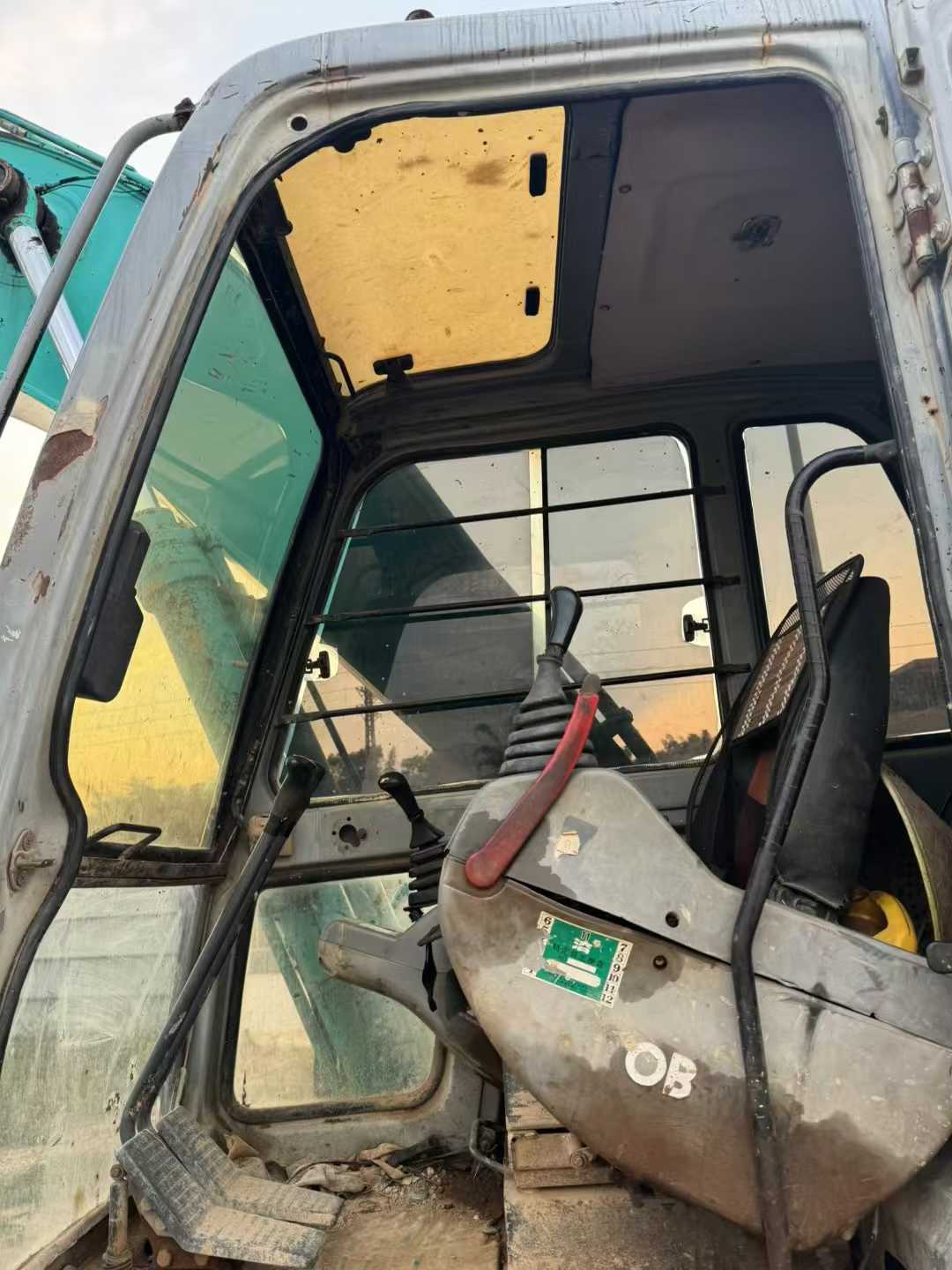 Used Kobelco SK200-5.5 Excavator 2016 Model / 3