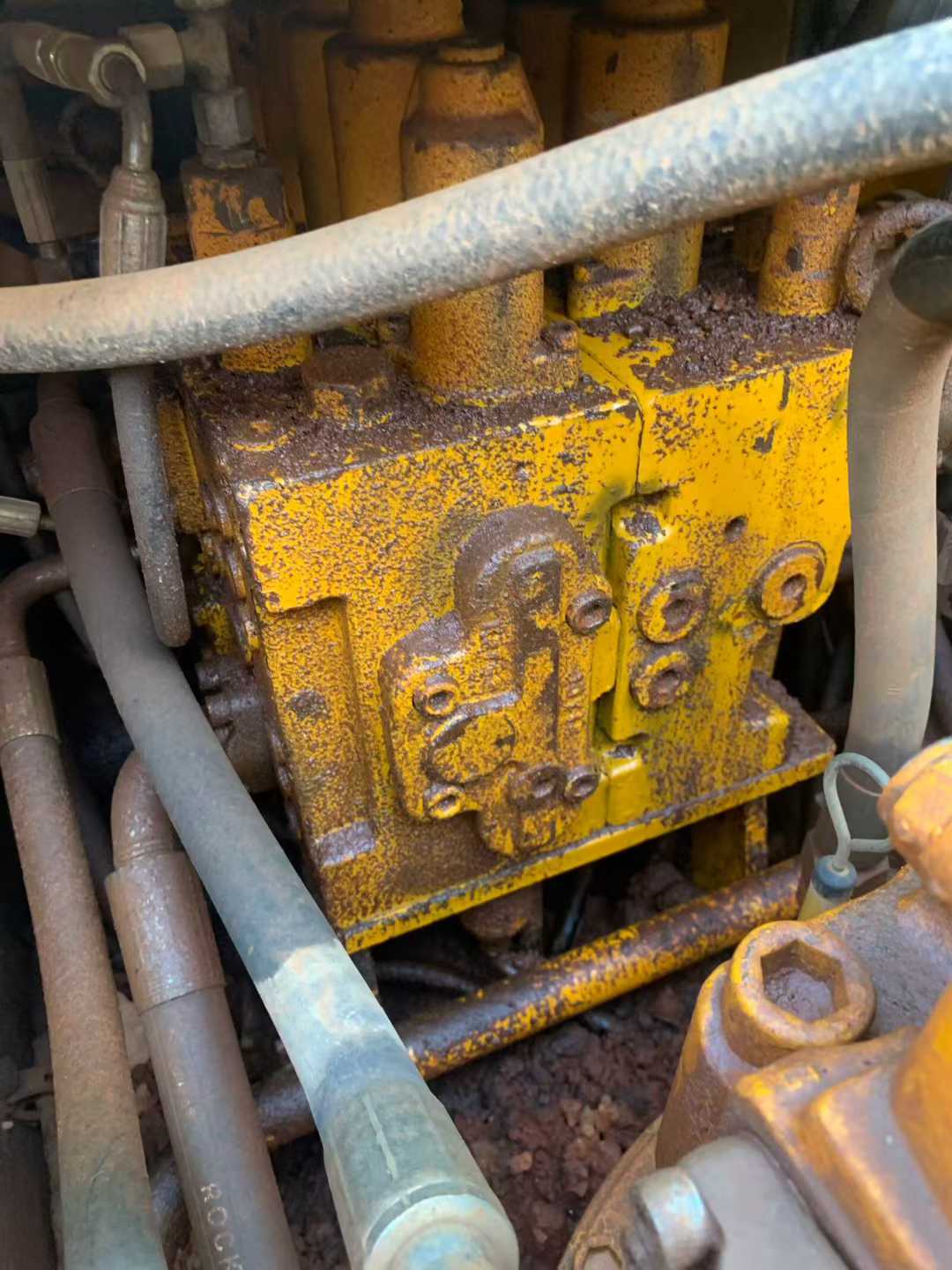 Used Sany SY215W Excavator 2016 Model / 4