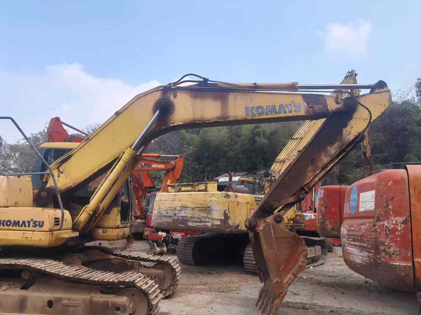 Used Komatsu PW200-7 Excavator 2016 Model / 2