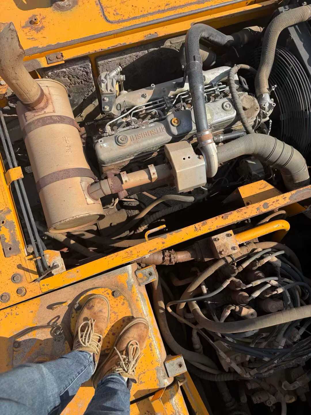 Used Sany SY215W Excavator 2016 Model / 6