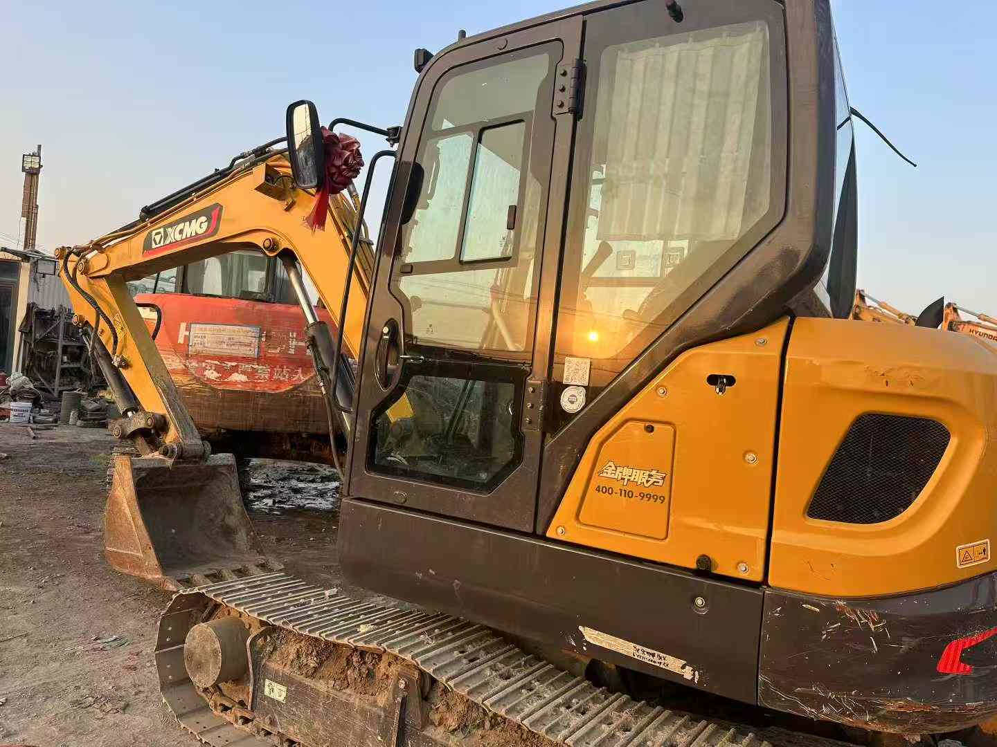 Used XCMG XE60 Excavator 2024 Model / 4