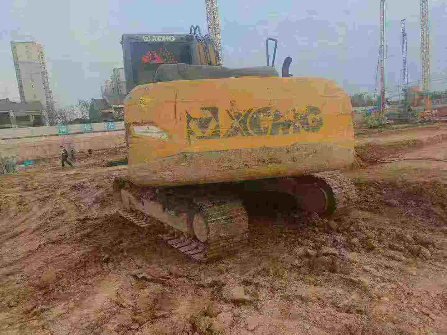 Buy XCMG XE135GA Used Excavator / 1
