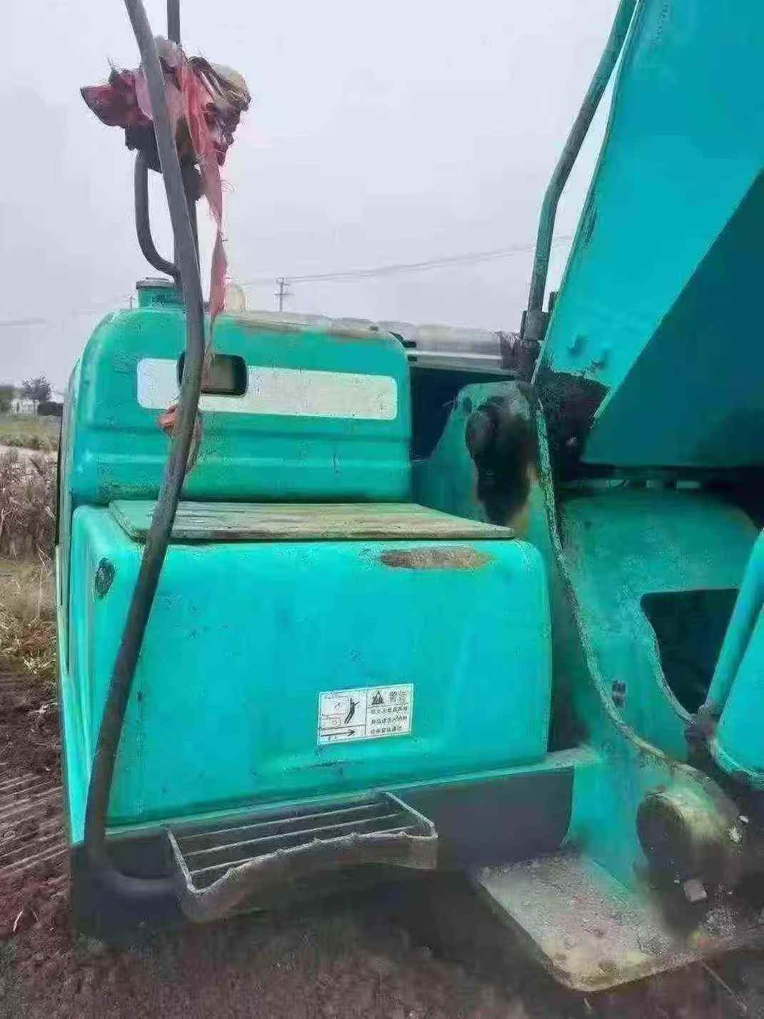 Buy Kobelco SK200 Used Excavator / 7 Used Kobelco SK200 Excavator 2011 Model / 7