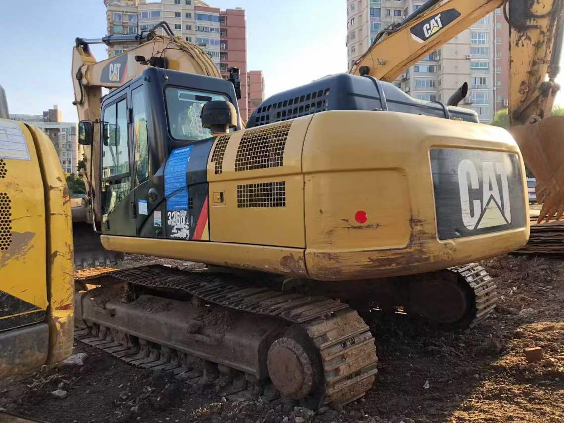 Buy Caterpillar 326DL Used Excavator / 1