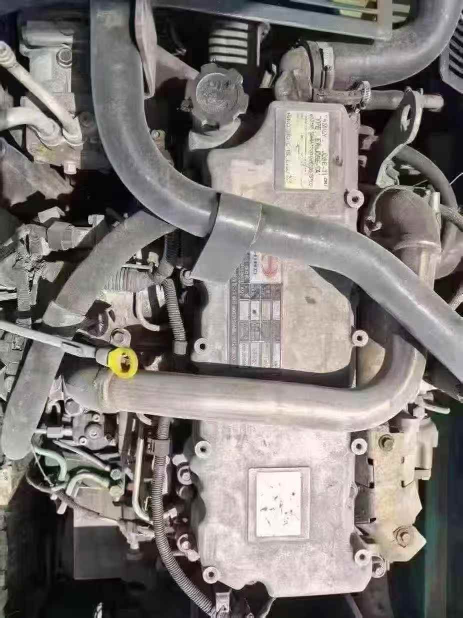 Buy Kobelco SK200-8 Used Excavator / 3 Used Kobelco SK200-8 Excavator 2013 Model / 3