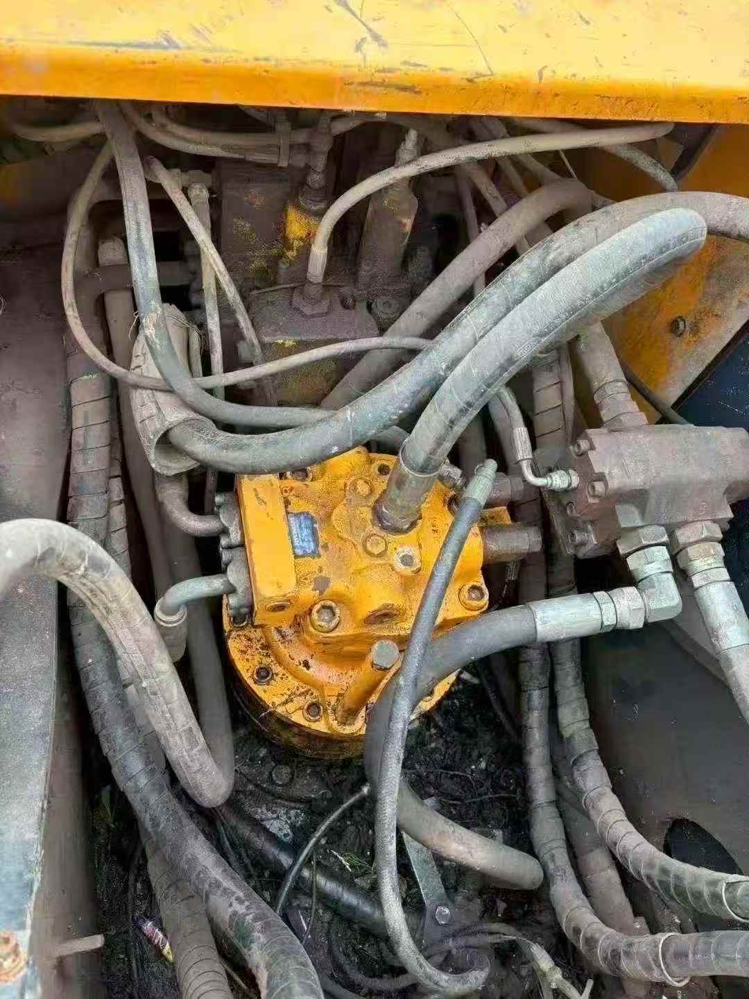 Buy Hyundai R215-7 Used Excavator / 3 Used Hyundai R215-7 Excavator 2013 Model / 3