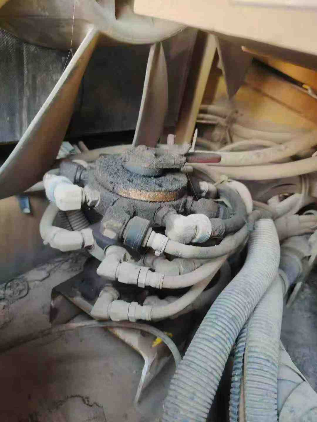 Used Komatsu PC200 Excavator 2016 Model / 7