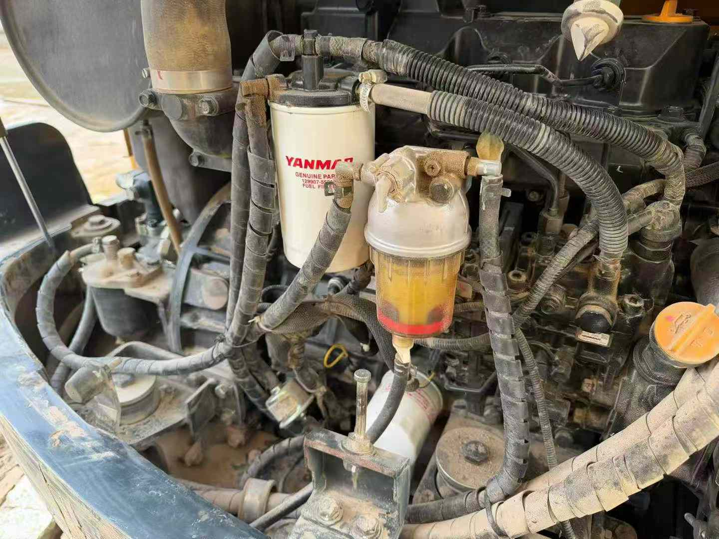 Buy Hyundai HX60 Used Excavator / 6 Used Hyundai HX60 Excavator 2021 Model / 6