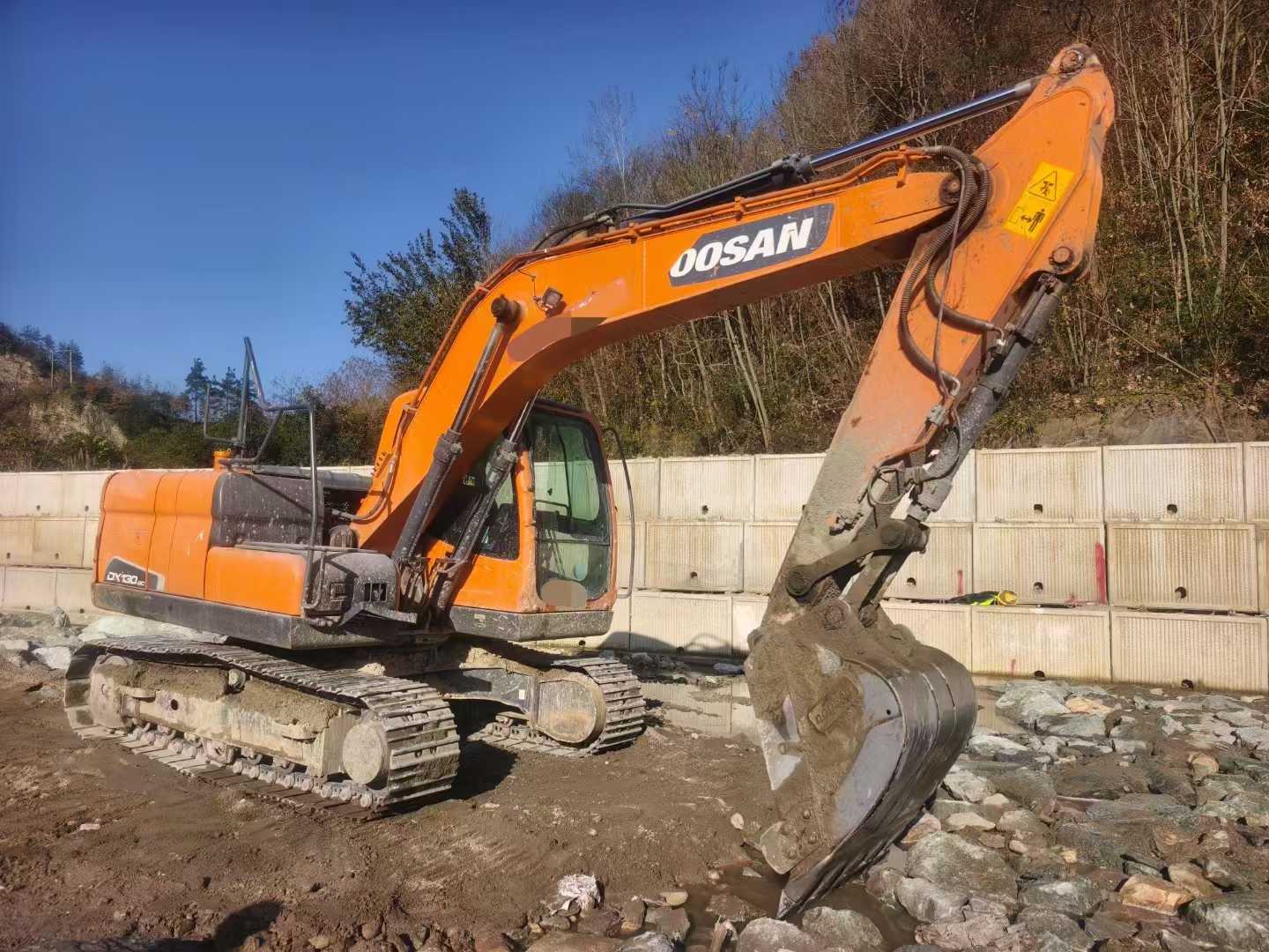 Buy Doosan DX15 Used Excavator / 2 Used Doosan DX15 Excavator 2021 Model / 2
