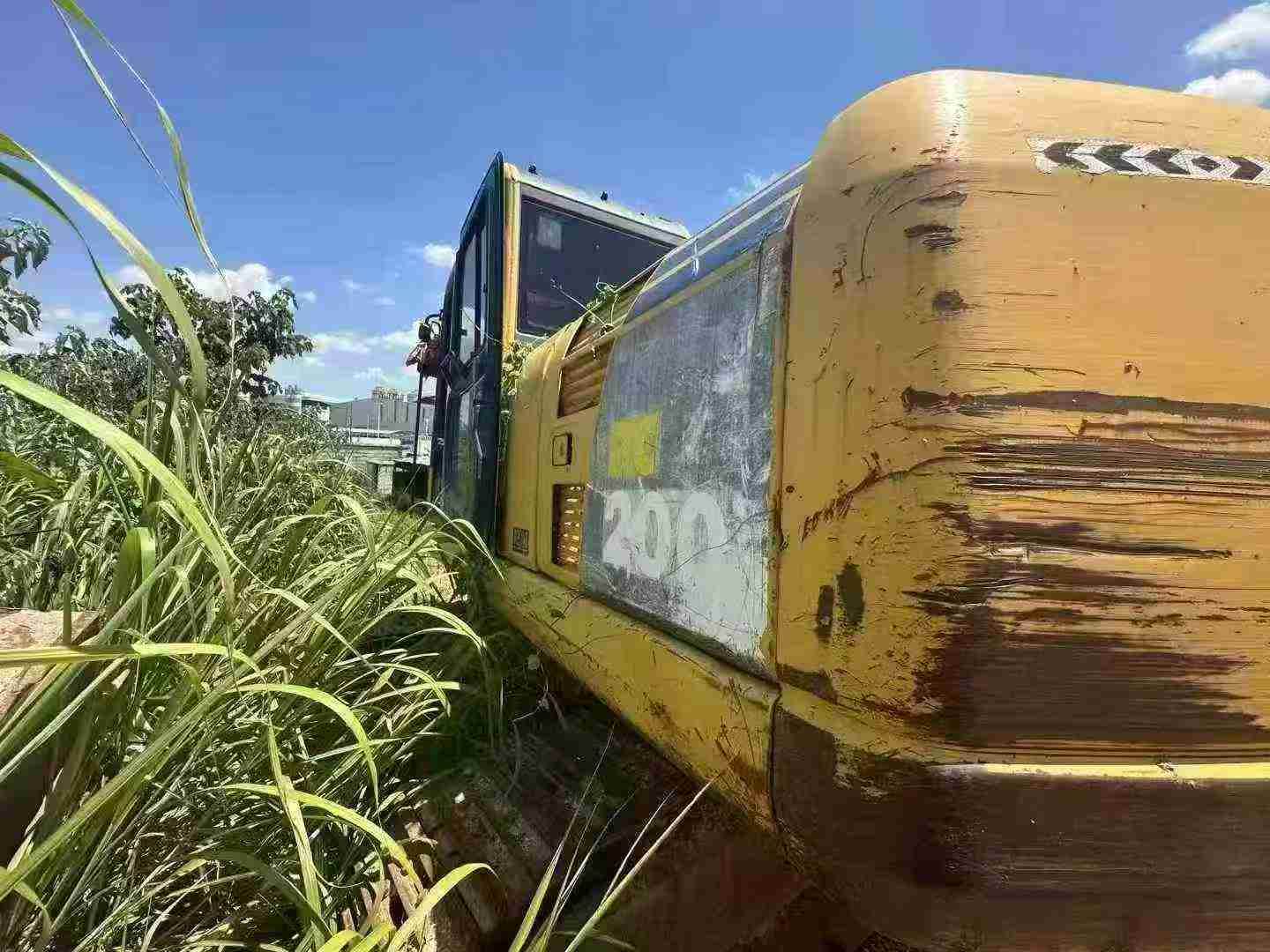 Buy Komatsu PC200-8N1 Used Excavator / 2 Used Komatsu PC200-8N1 Excavator 2012 Model / 2