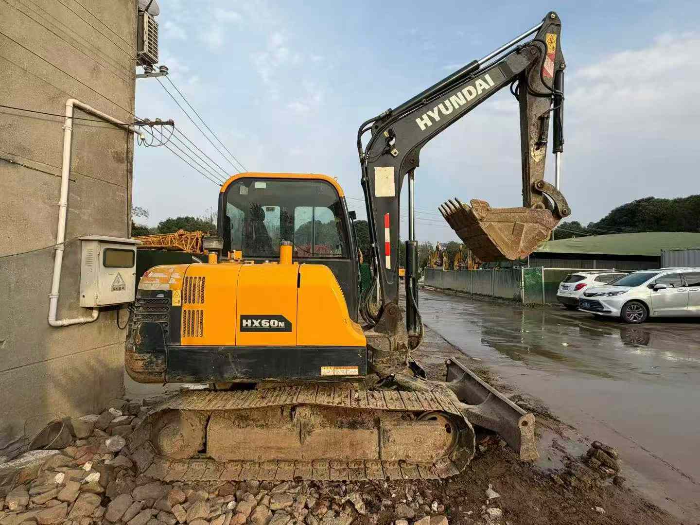 Buy Hyundai HX60 Used Excavator / 1