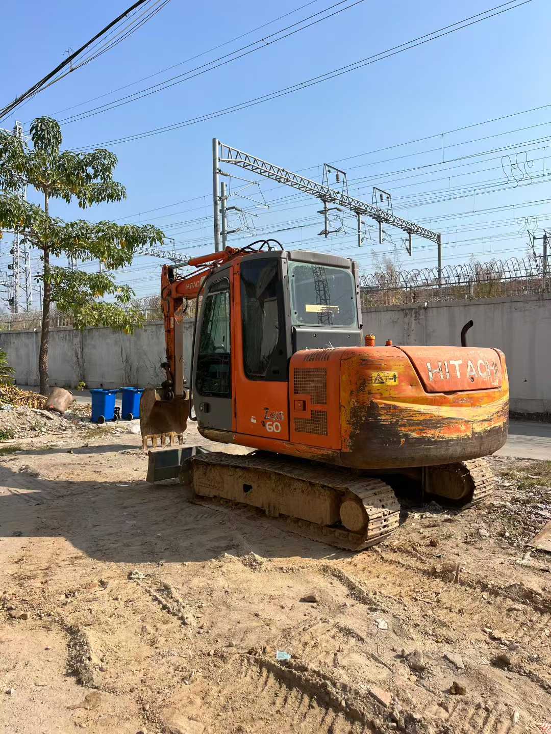 Buy Hitachi ZX60 Used Excavator / 2 Used Hitachi ZX60 Excavator 2016 Model / 2