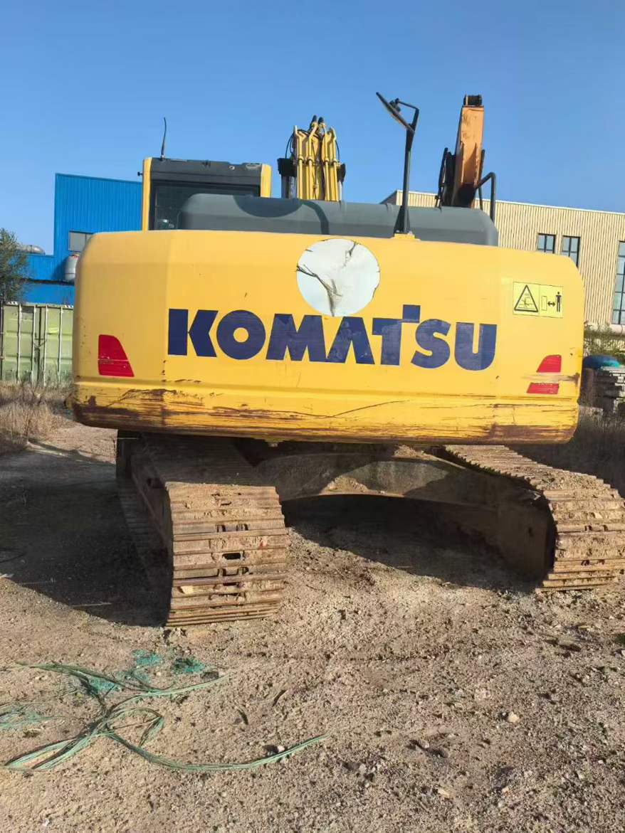 Buy Komatsu PC210LC-8 Used Excavator / 1