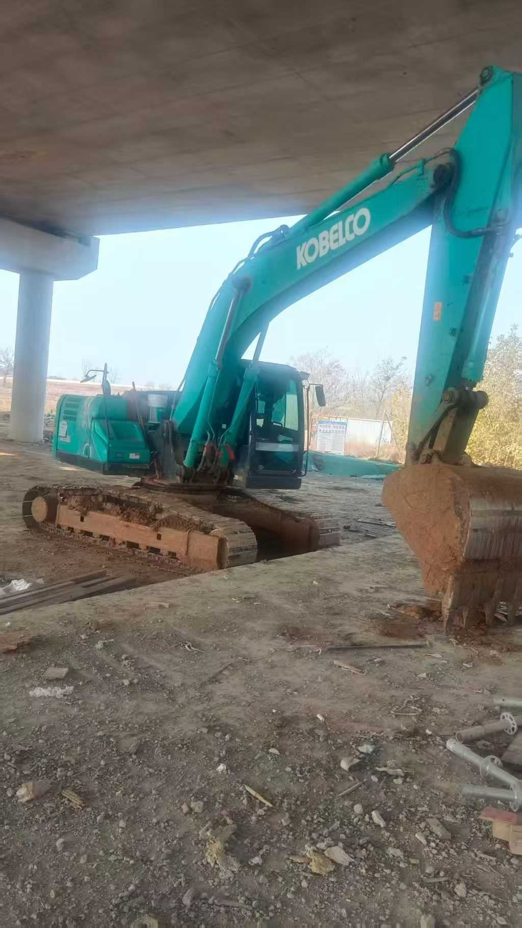 Buy Kobelco SK200 Used Excavator / 4 Used Kobelco SK200 Excavator 2018 Model / 4