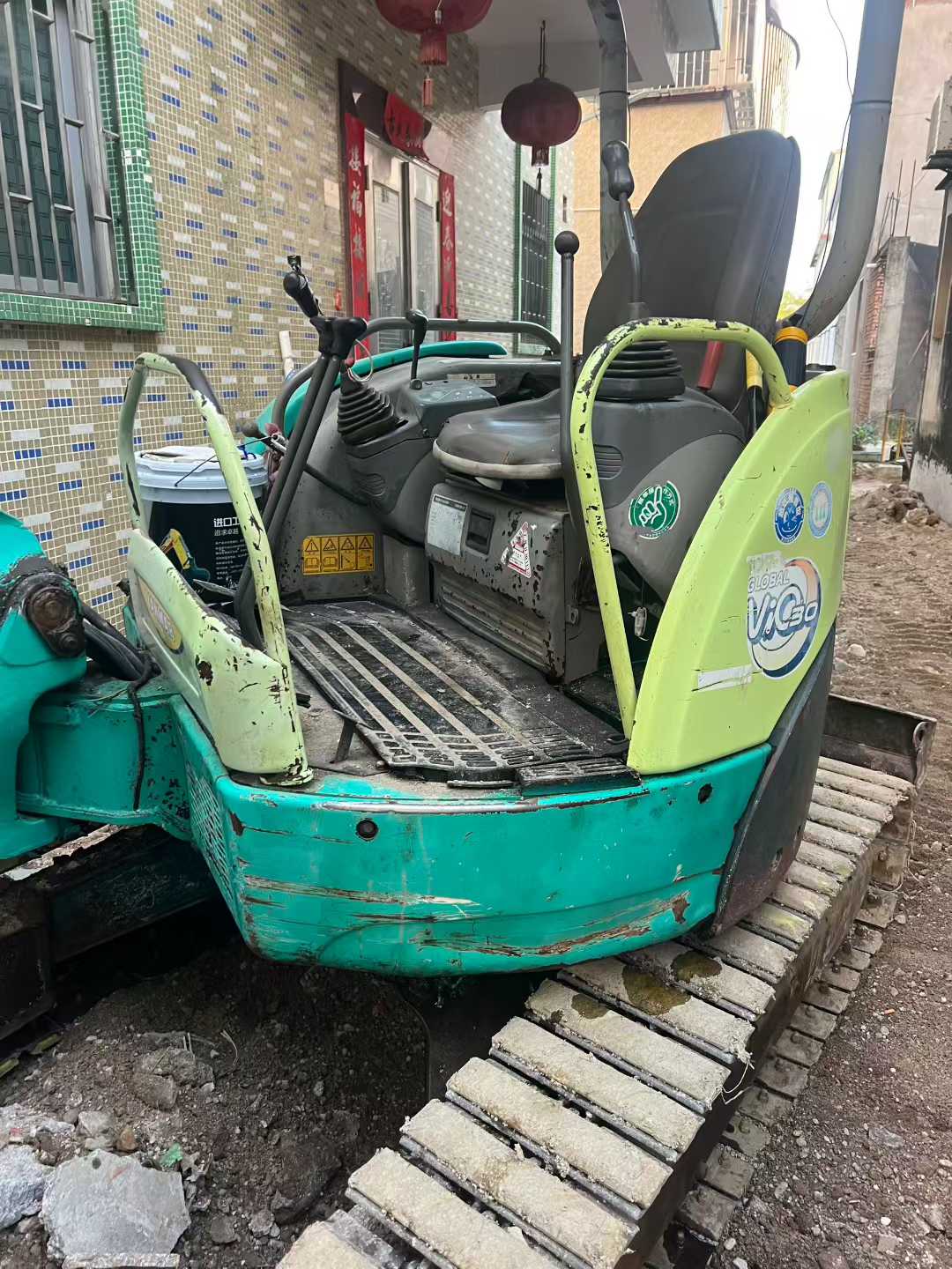 Buy Yanmar vio30 Used Excavator / 2 Used Yanmar vio30 Excavator 2016 Model / 2
