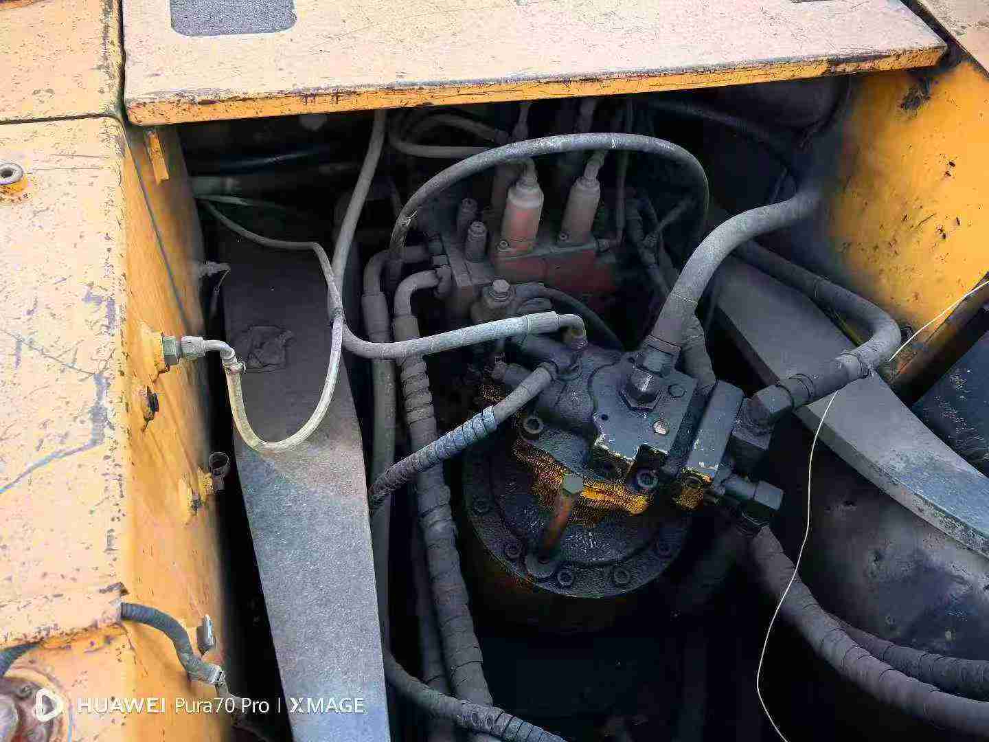 Buy Hyundai R335-7 Used Excavator / 5 Used Hyundai R335-7 Excavator 2016 Model / 5