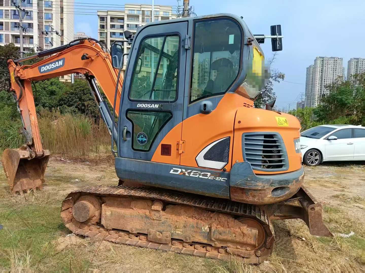 Buy Doosan DL507-9C Used Excavator / 2 Used Doosan DL507-9C Excavator 2016 Model / 2