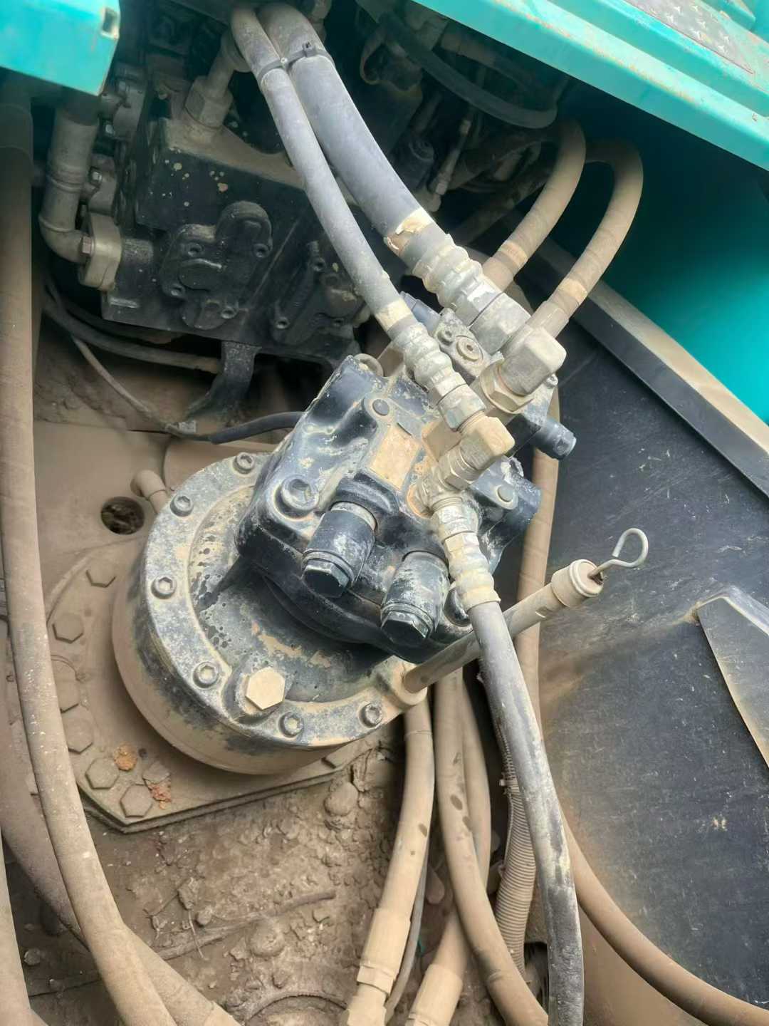 Used Kobelco SK210 Excavator 2019 Model / 6