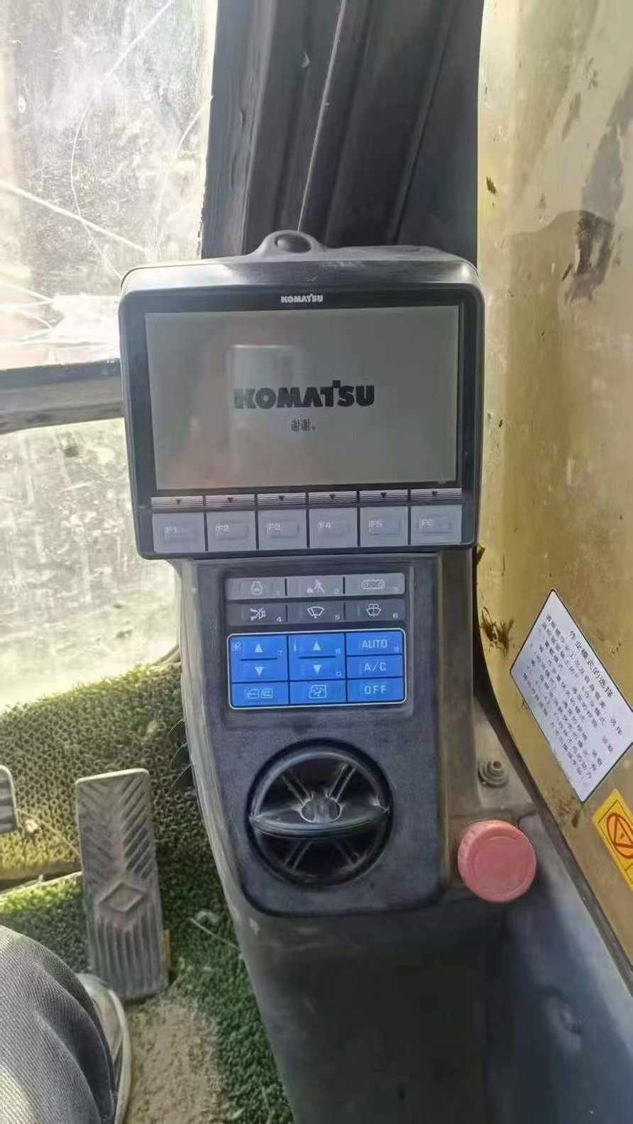 Buy Komatsu HB215LC-1 Used Excavator / 4 Used Komatsu HB215LC-1 Excavator 2013 Model / 4