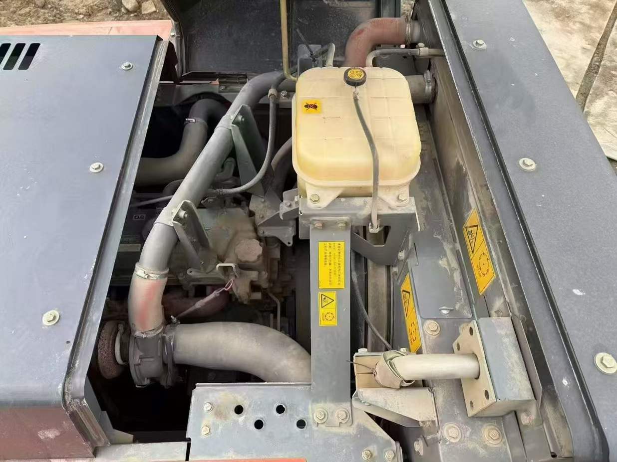 Buy Hitachi ZX300-5A Used Excavator / 4 Used Hitachi ZX300-5A Excavator 2022 Model / 4