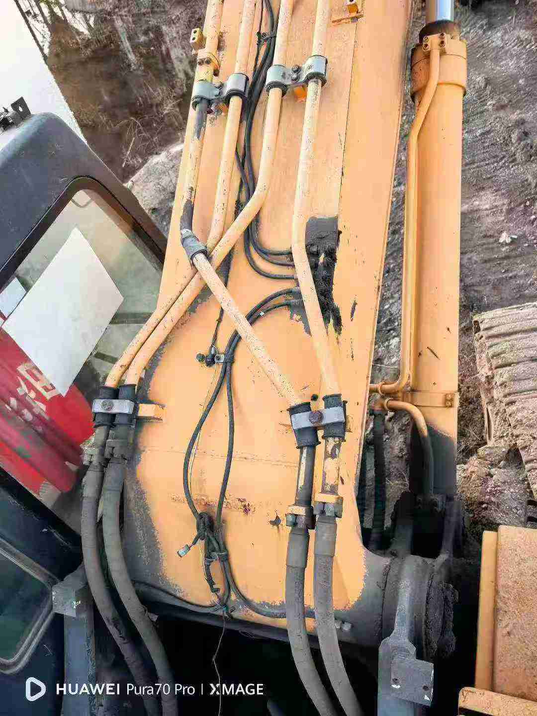 Buy Hyundai R335-7 Used Excavator / 8 Used Hyundai R335-7 Excavator 2016 Model / 8