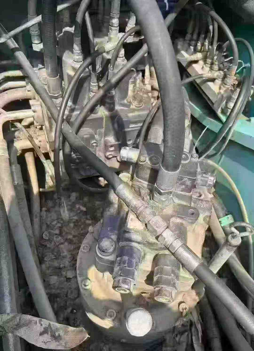 Used Kobelco SK210 Excavator 2016 Model / 6