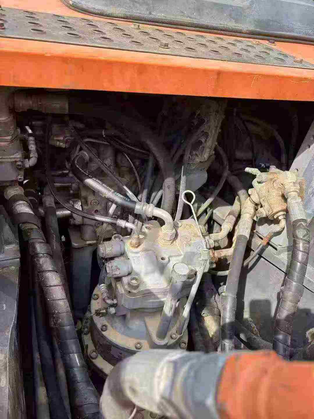 Buy Hitachi ZAXIS200 Used Excavator / 7 Used Hitachi ZAXIS200 Excavator 2016 Model / 7