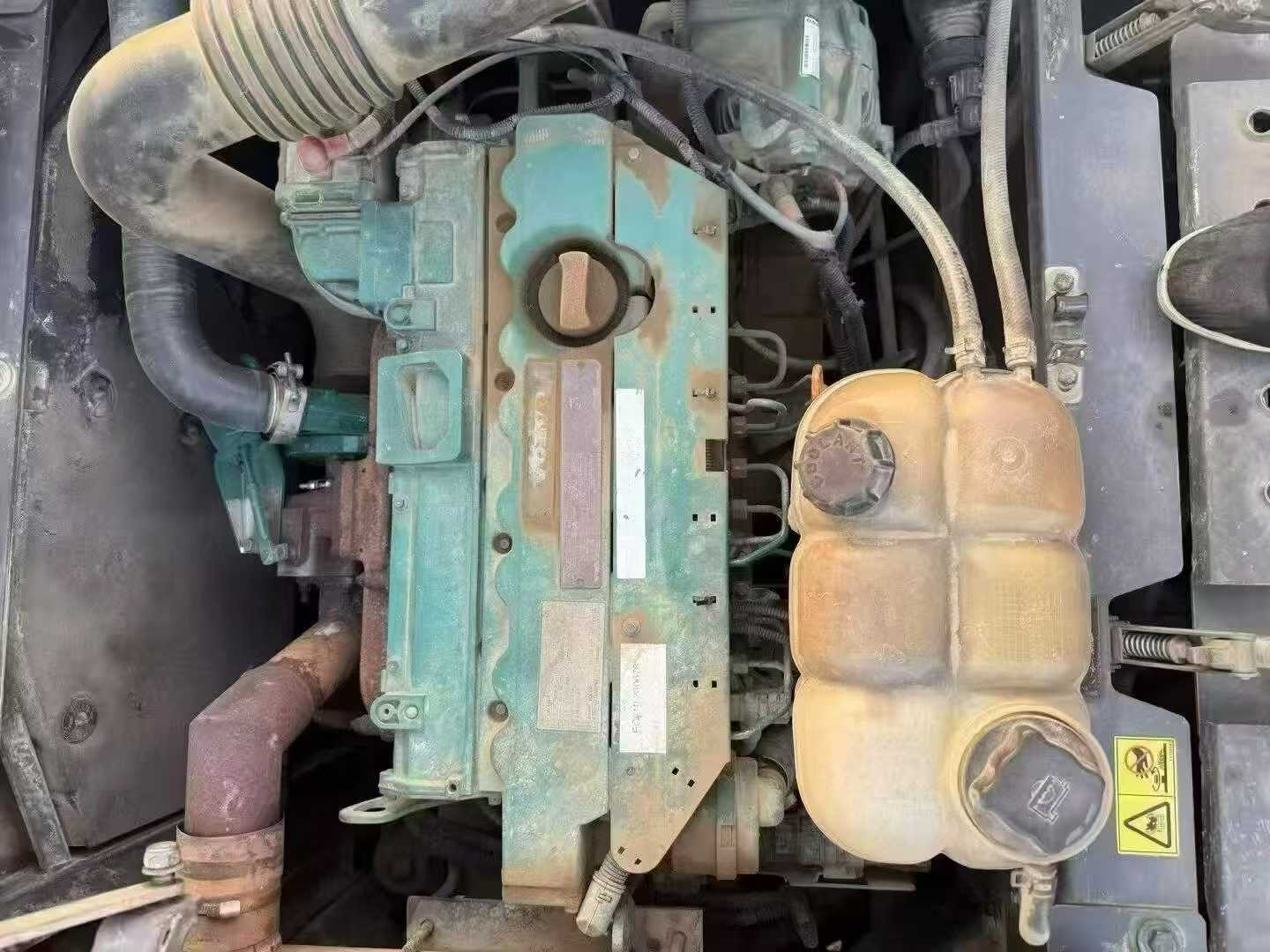 Buy Volvo EC210 Heavy Duty Used Excavator / 4 Used Volvo EC210 Heavy Duty Excavator 2019 Model / 4