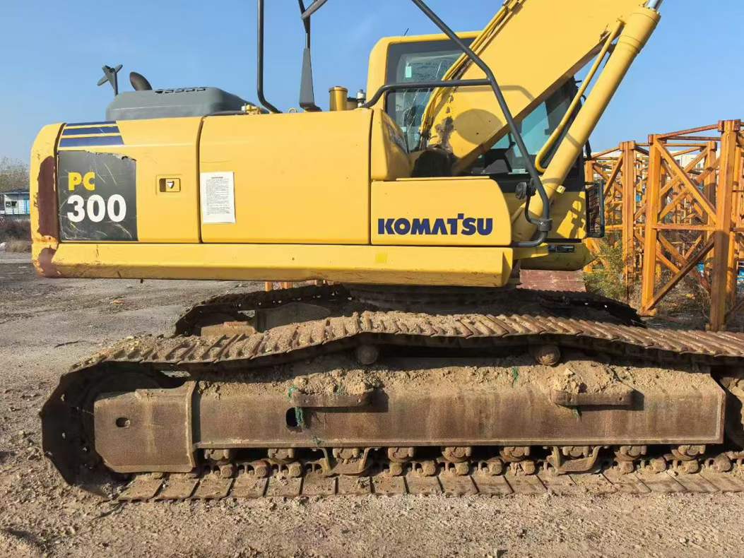 Buy Komatsu PC210LC-8 Used Excavator / 8 Used Komatsu PC210LC-8 Excavator 2019 Model / 8