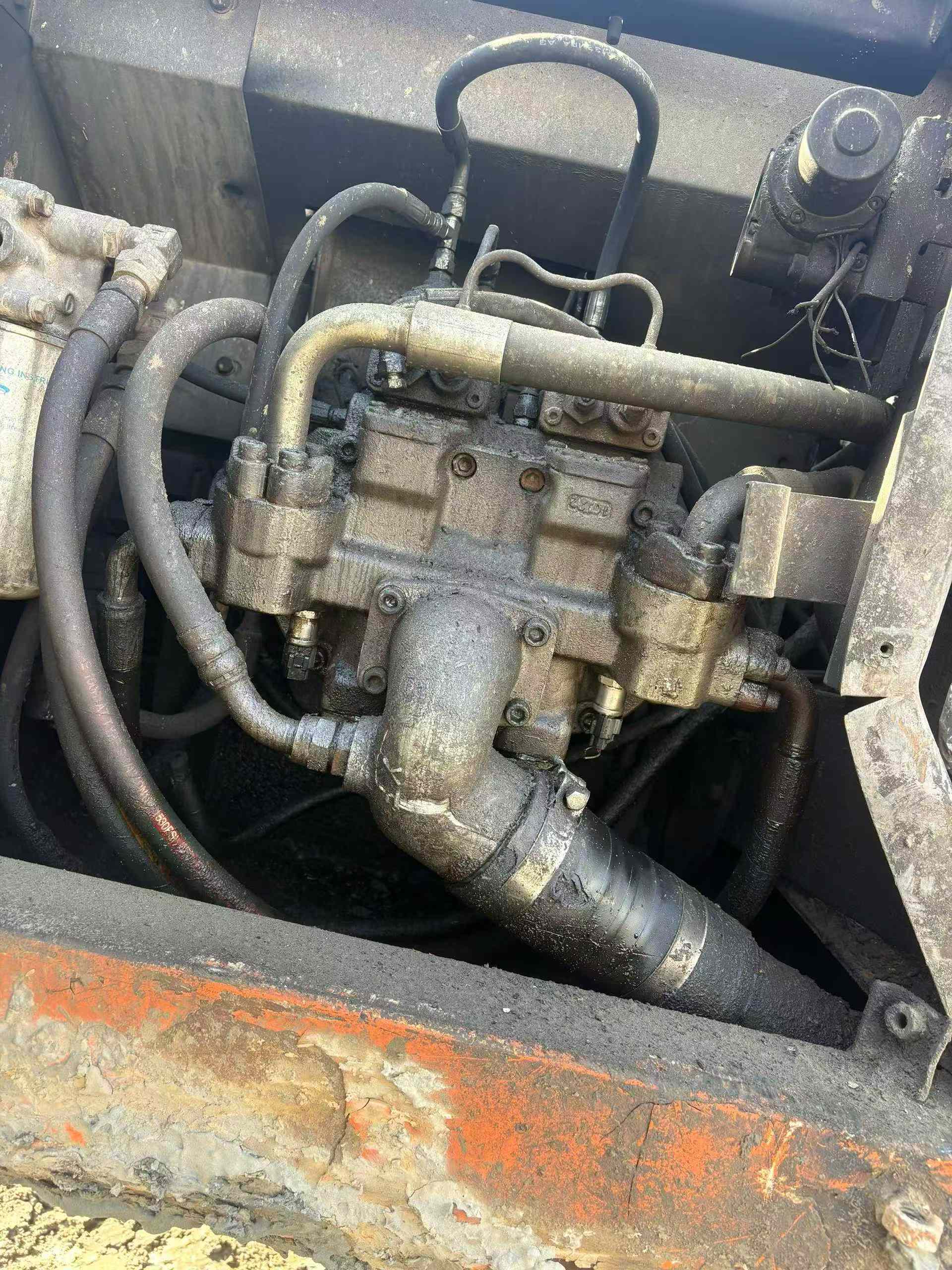 Buy Hitachi ZAXIS200 Used Excavator / 3 Used Hitachi ZAXIS200 Excavator 2016 Model / 3