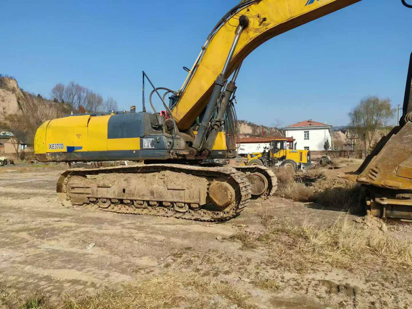 Buy XCMG XE370 Used Excavator / 4 Used XCMG XE370 Excavator 2017 Model / 4