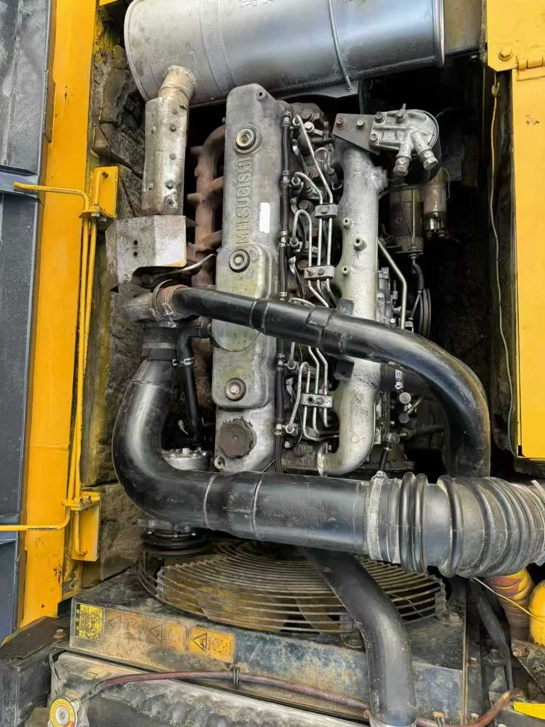 Buy Kato HD820 Used Excavator / 9 Used Kato HD820 Excavator 2016 Model / 9