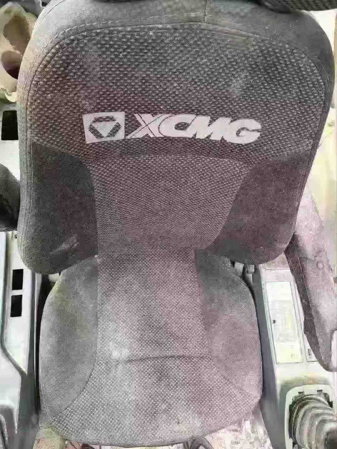 Used XCMG XE215 Excavator 2016 Model / 4