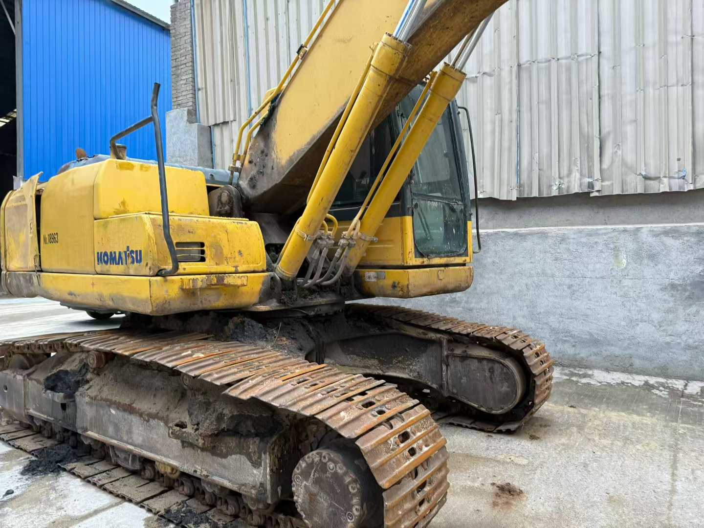 Buy Komatsu PC200-8 Used Excavator / 3 Used Komatsu PC200-8 Excavator 2016 Model / 3