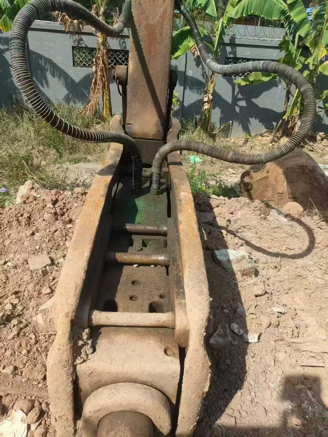 Buy Caterpillar 320V2 Used Excavator / 8 Used Caterpillar 320V2 Excavator 2016 Model / 8