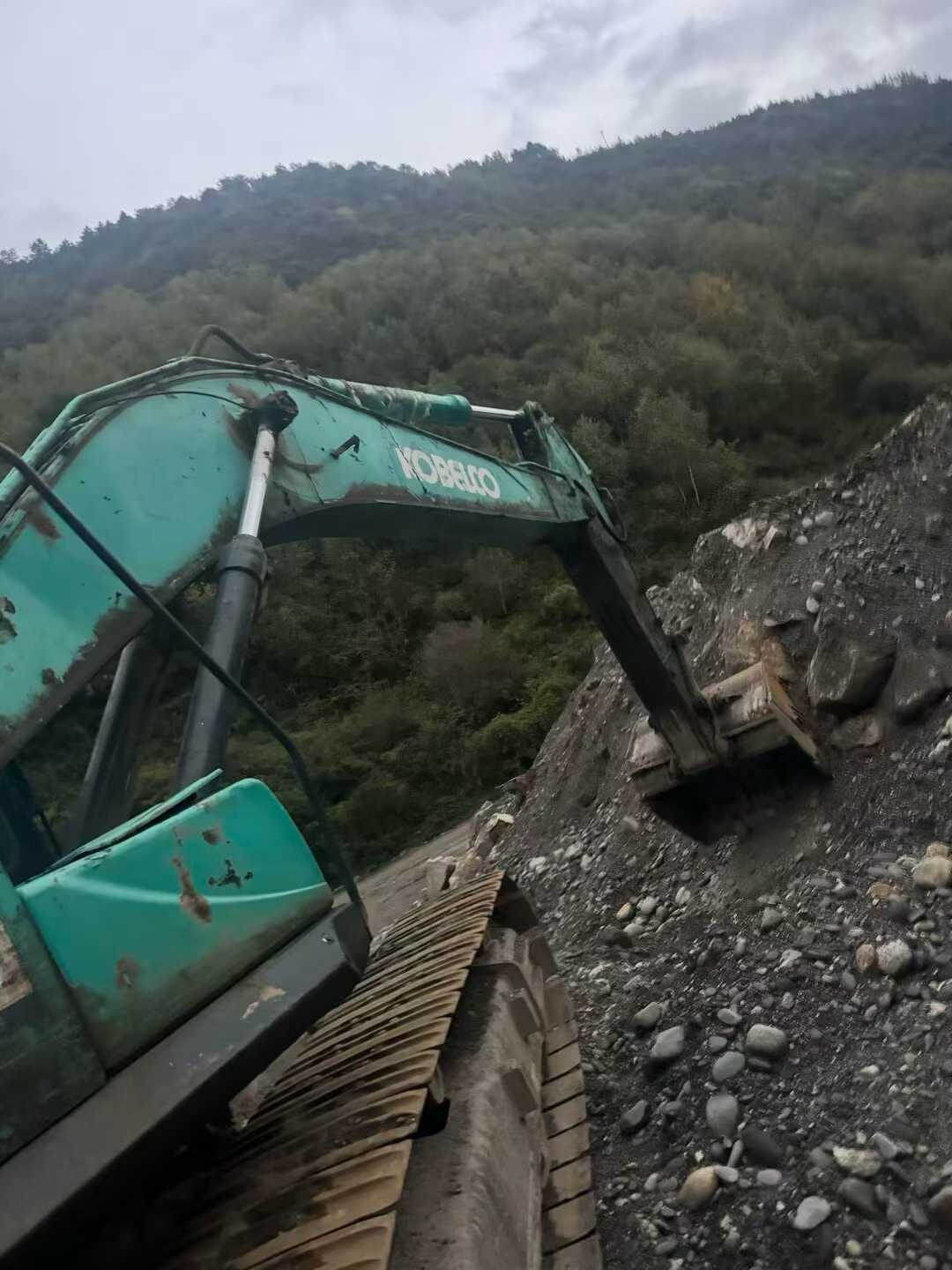 Used Kobelco SK380D Excavator 2016 Model / 3