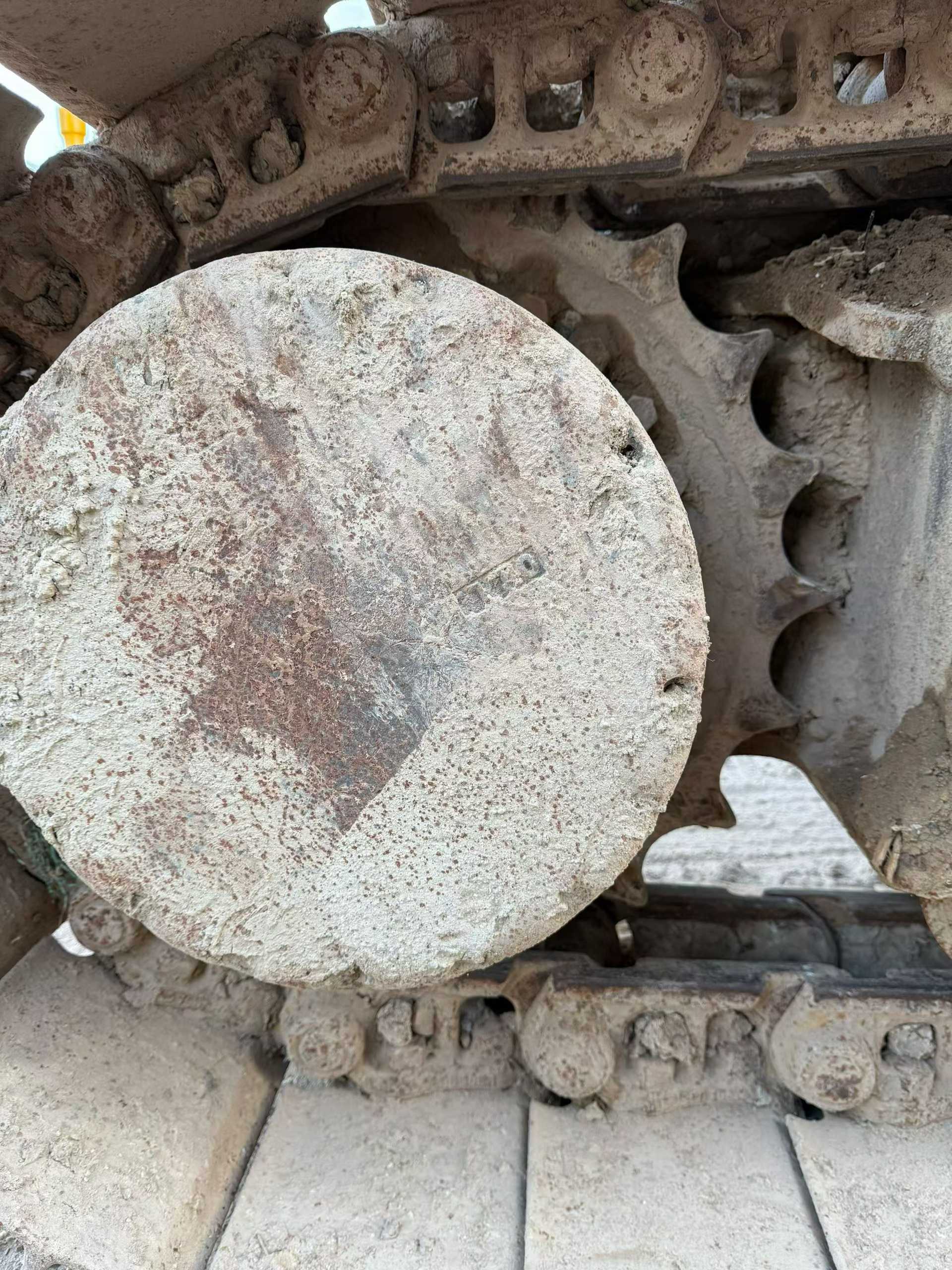 Buy Kato HD1023 Used Excavator / 5 Used Kato HD1023 Excavator 2016 Model / 5