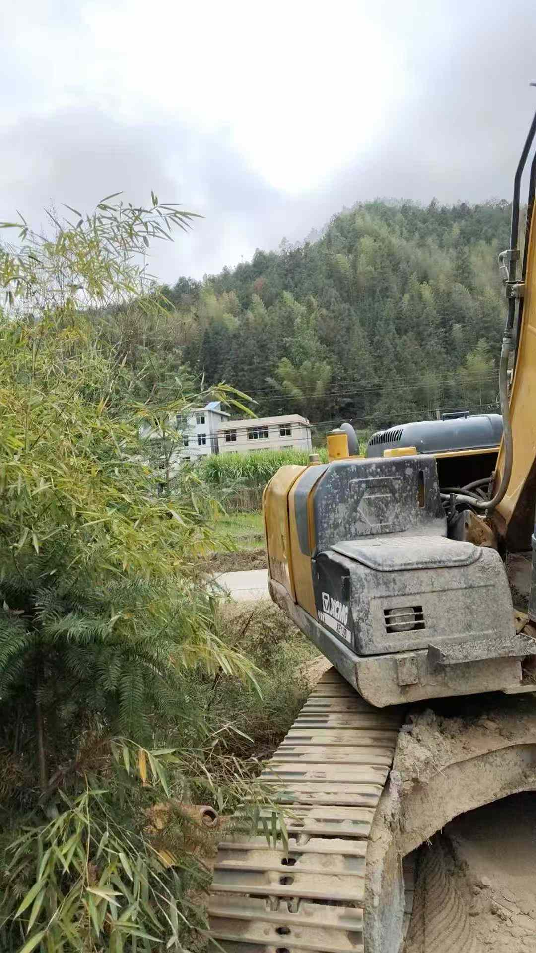 Used XCMG XE135GA Excavator 2021 Model / 8