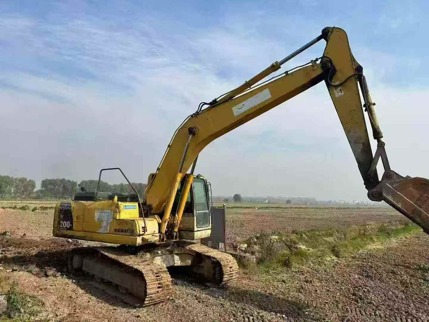 Buy Komatsu PC200-8 Used Excavator / 3 Used Komatsu PC200-8 Excavator 2016 Model / 3