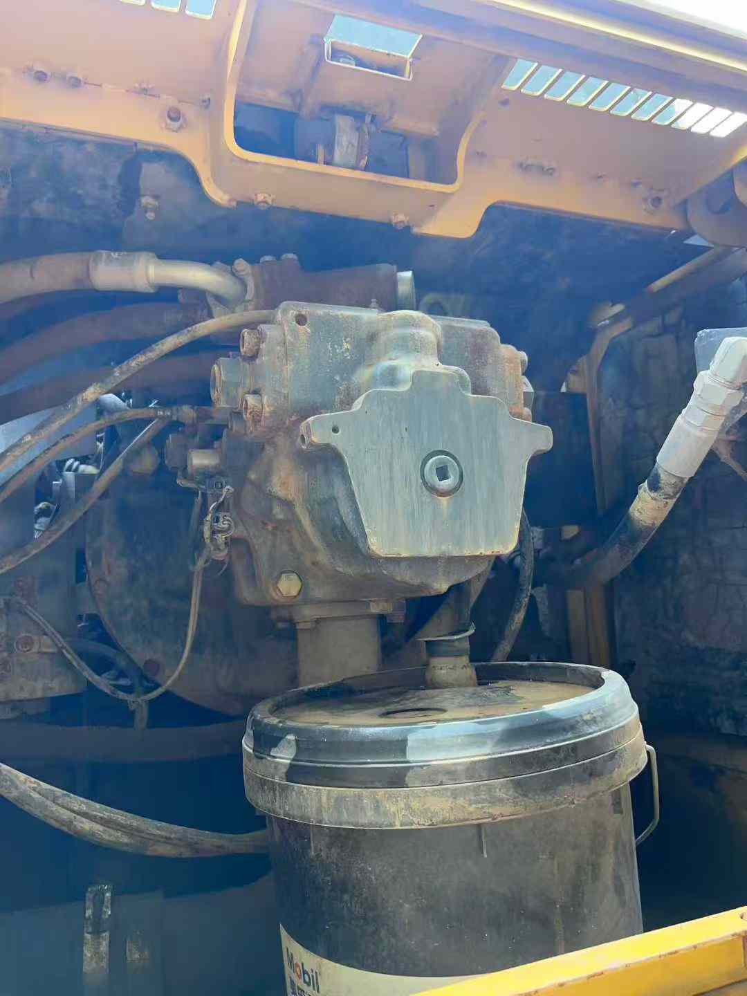 Buy Komatsu PC350 Used Excavator / 1