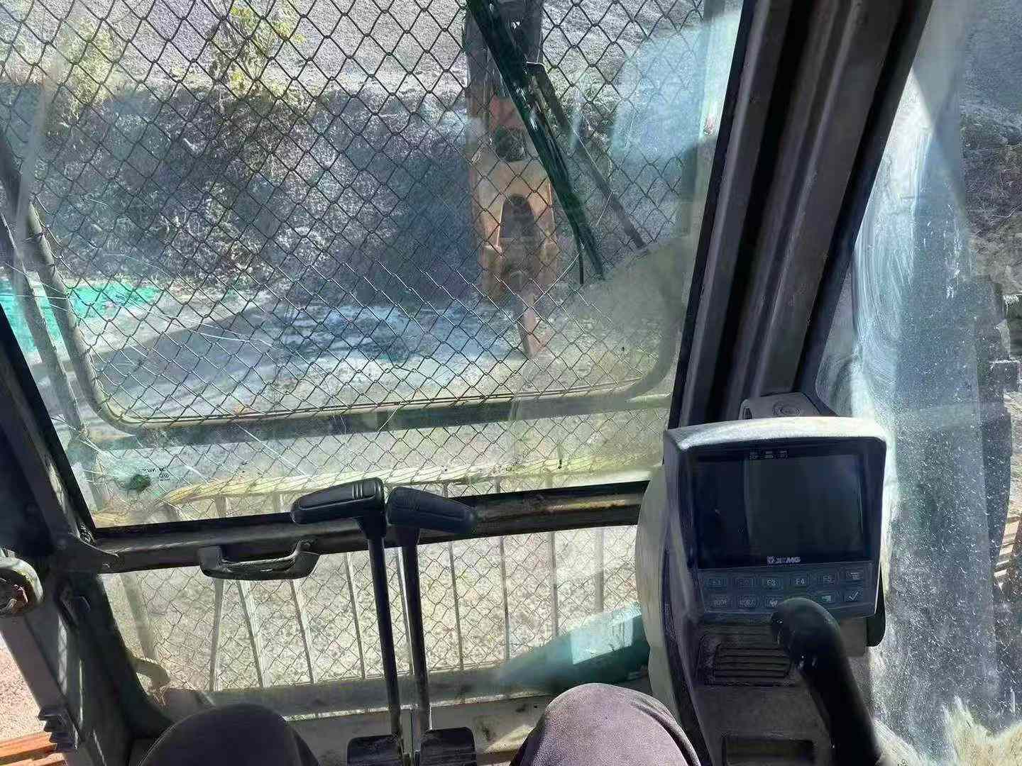 Buy XCMG XE470 Used Excavator / 9 Used XCMG XE470 Excavator 2014 Model / 9