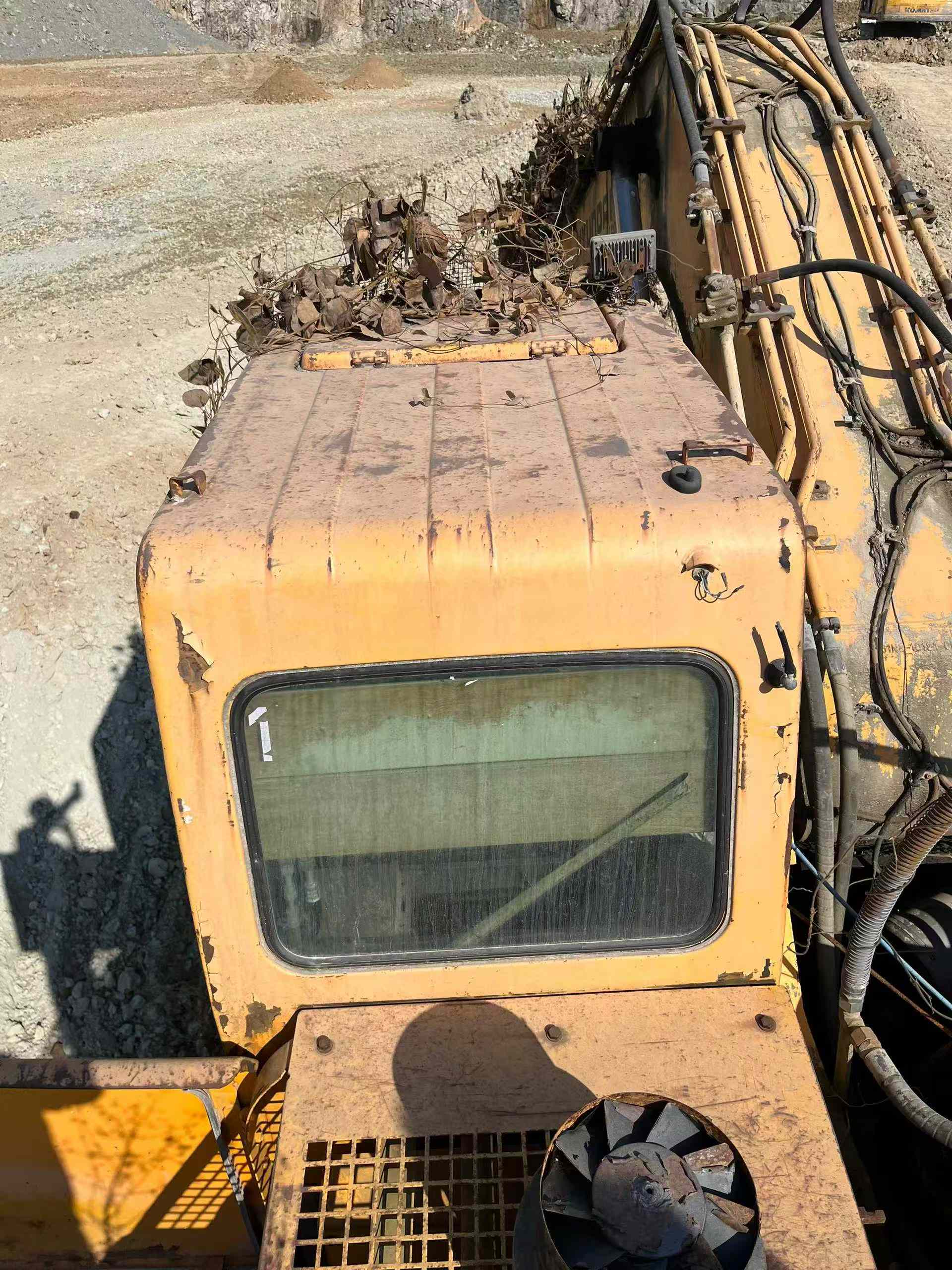 Buy Hyundai R305LC-7 Used Excavator / 3 Used Hyundai R305LC-7 Excavator 2016 Model / 3