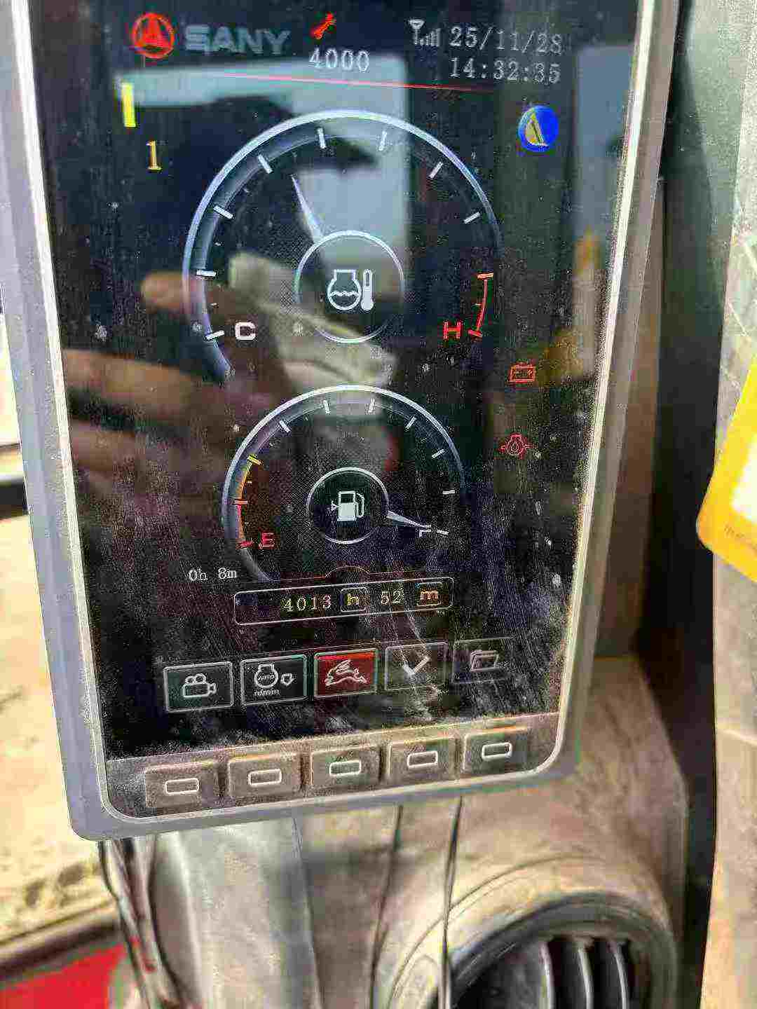 Used Sany SY85 Excavator 2021 Model / 9