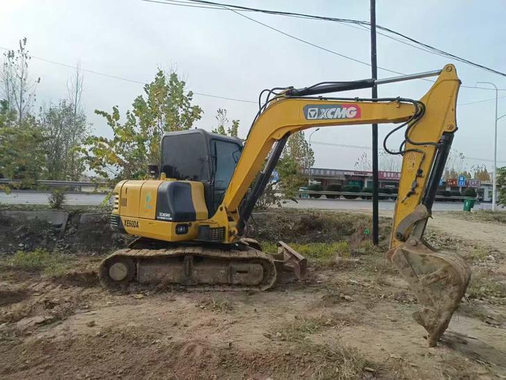 Buy XCMG XE60 Used Excavator / 1