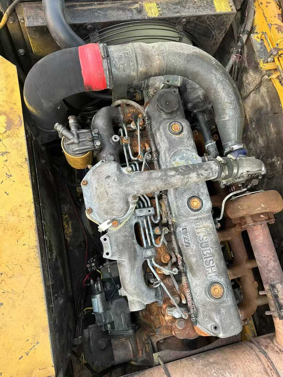 Buy Kato HD820 Used Excavator / 8 Used Kato HD820 Excavator 2016 Model / 8