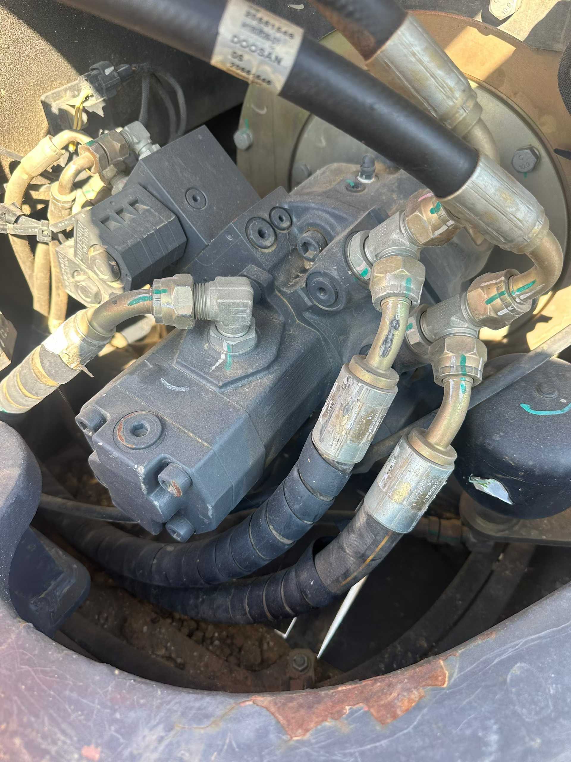 Buy Doosan DH55 Used Excavator / 8 Used Doosan DH55 Excavator 2018 Model / 8