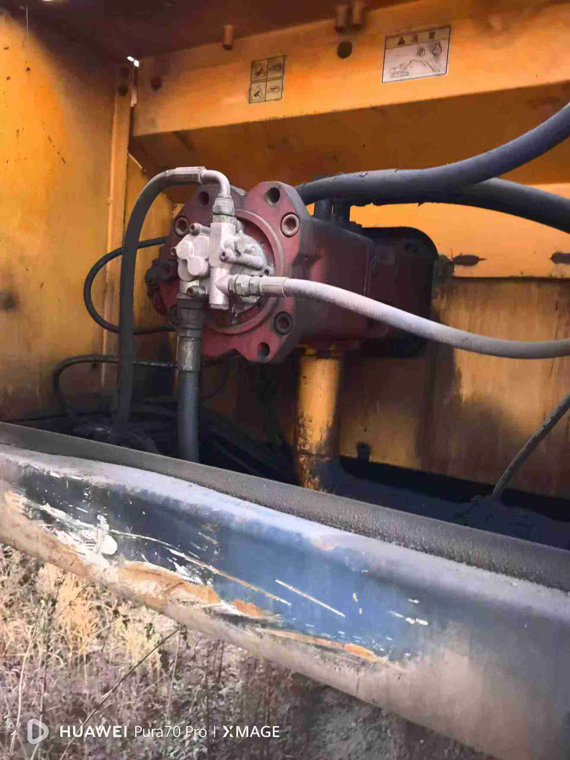 Buy Hyundai R335-7 Used Excavator / 7 Used Hyundai R335-7 Excavator 2016 Model / 7