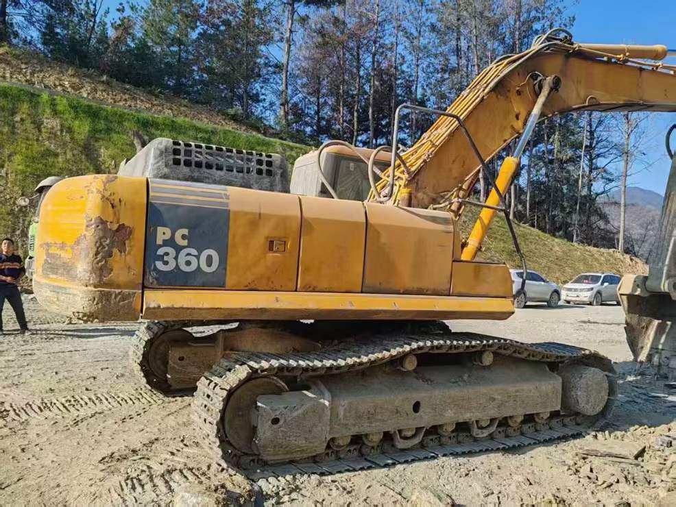 Buy Komatsu PC60-7 Used Excavator / 6 Used Komatsu PC60-7 Excavator 2016 Model / 6