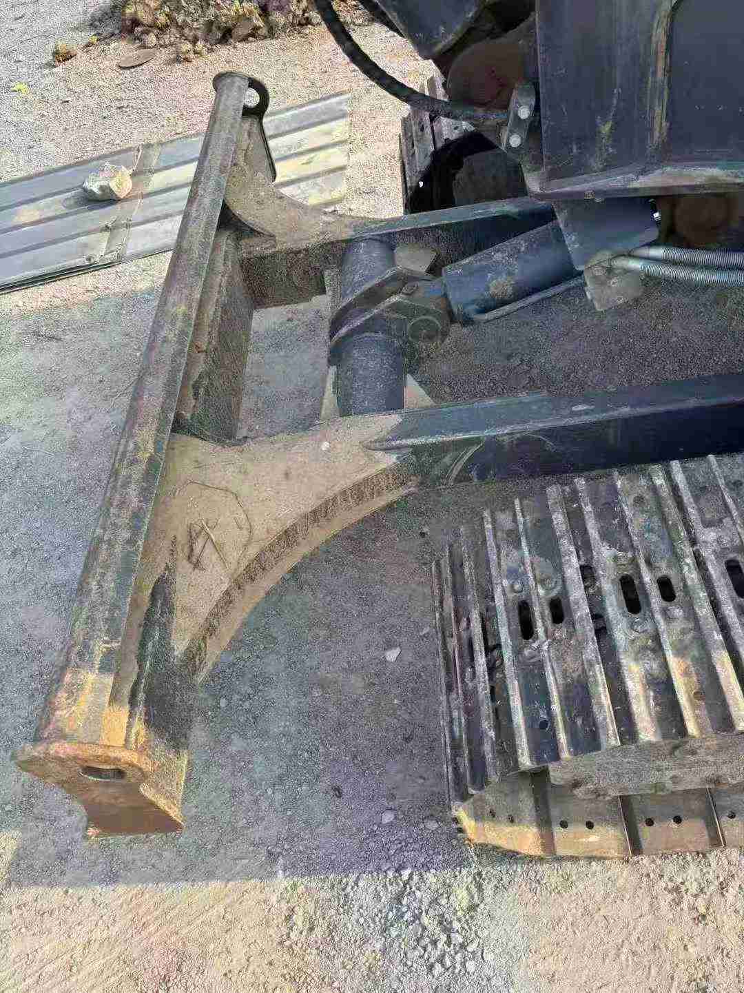 Buy XCMG XE60 Used Excavator / 5 Used XCMG XE60 Excavator 2024 Model / 5