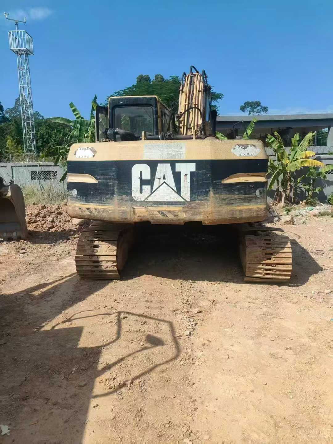 Buy Caterpillar 320V2 Used Excavator / 3 Used Caterpillar 320V2 Excavator 2016 Model / 3
